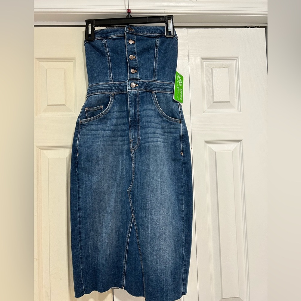 NWT Venus Strapless Denim Dress